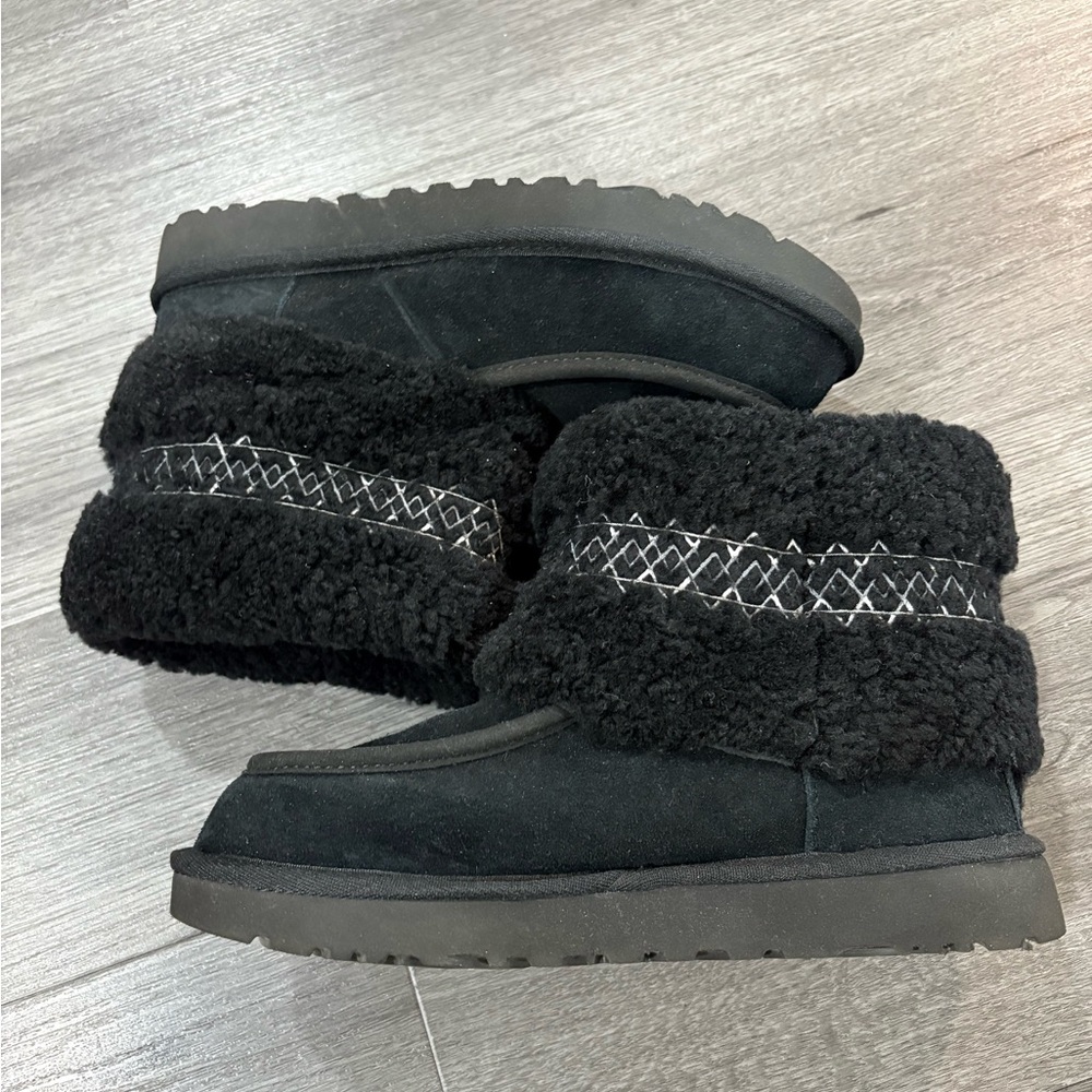 UGG Classic Ultra Mini Braid – Black Suede Ankle Booties, Size 7